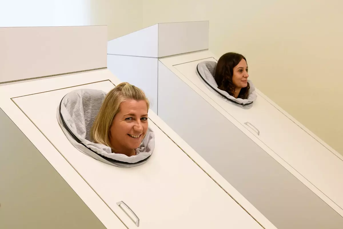 Biozon-Sauerstoff-Therapie, Zellerneuerung, kurbelt den Stoffwechsel an, entschlackt den Körper, Durchblutung wird gefördert, ist die Vorbereitung zur Bewegungstherapie, Maggie Karlinger, Dornbirn